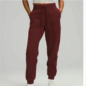 - Lululemon Scuba HR
Jogger Fleece Full Length 28", Red Merlot,